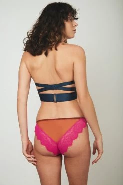 DORA LARSEN NATALIE LOW RISE KNICKER 7 DORA LARSEN NATALIE LOW RISE KNICKER -Varley Store 106 c9b70393 2aad 43eb b452 aa4117c806c0