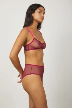 DORA LARSEN LUNA SOFT BRA 6 DORA LARSEN LUNA SOFT BRA -Varley Store 2 1a444b9e 63a9 4f1d 8abf f51ef7df8d6e