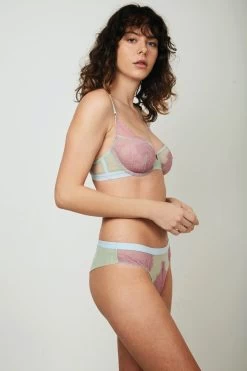 DORA LARSEN FREYA SEAMLESS BACK LOW RISE KNICKER -Varley Store 87 139081e9 22f1 4bd8 8c42 6f84dbe9ac4d