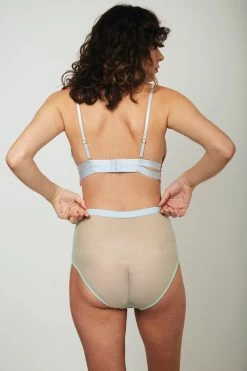 DORA LARSEN FREYA HIGH WAIST KNICKER -Varley Store 91 9ad5ef52 7807 4d6f 8152 de3f9036d46e