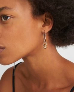 GEENA EARRINGS -Varley Store Geena earrings 02 900x1125 1