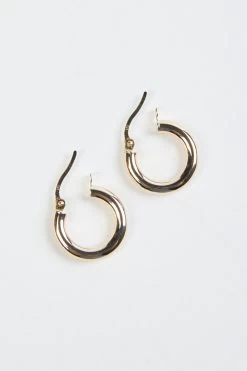 BIANCA HOOPS -Varley Store Oct21 124