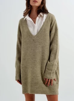 OVERSIZED V-NECK JUMPER -Varley Store ScreenShot2021 11 01at8.31.59AM