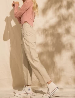 KATE STRAIGHT-LEG PLEATED PANTS -Varley Store ScreenShot2021 11 07at7.40.07AM