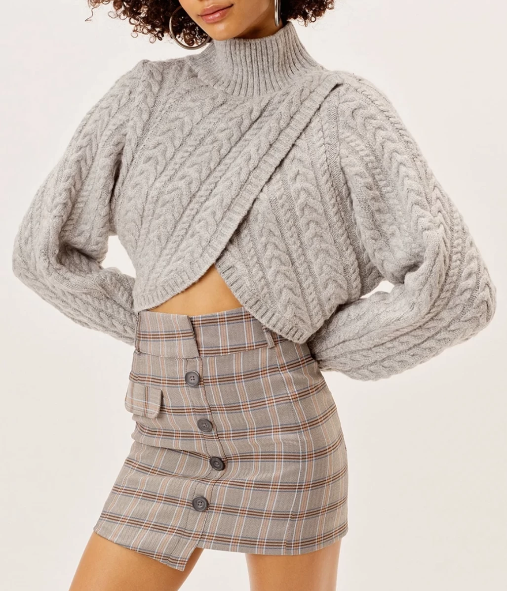 AMELIA CROSS FRONT TURTLENECK 4 AMELIA CROSS FRONT TURTLENECK - Image 4