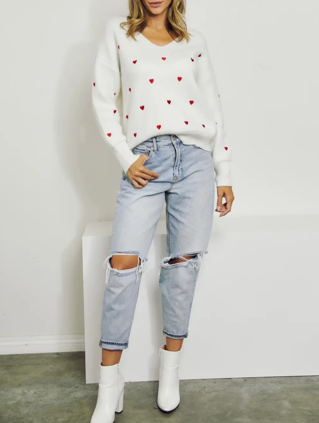 CROSS MY HEART EMBROIDERED SWEATER 2 CROSS MY HEART EMBROIDERED SWEATER - Image 2