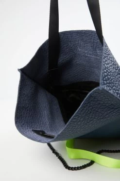 LARGE BUFFALO PARCEL -Varley Store SilenceCoAccessoriesDec620207453