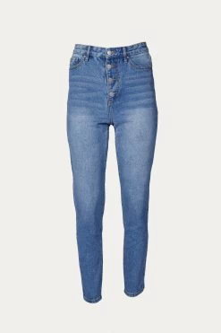 STRAIGHT LEG DENIM