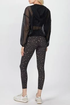 MESH ZIP UP -Varley Store SilenceCoJune29 178