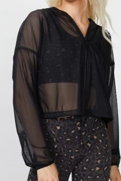 MESH ZIP UP -Varley Store SilenceCoJune29 182