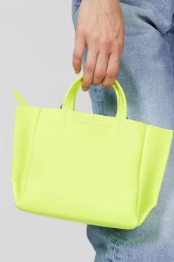 MICRO-TOTE -Varley Store SilenceCoJune29 479