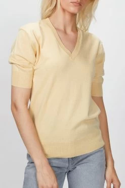ELBOW V NECK -Varley Store SilenceCoJune29 592