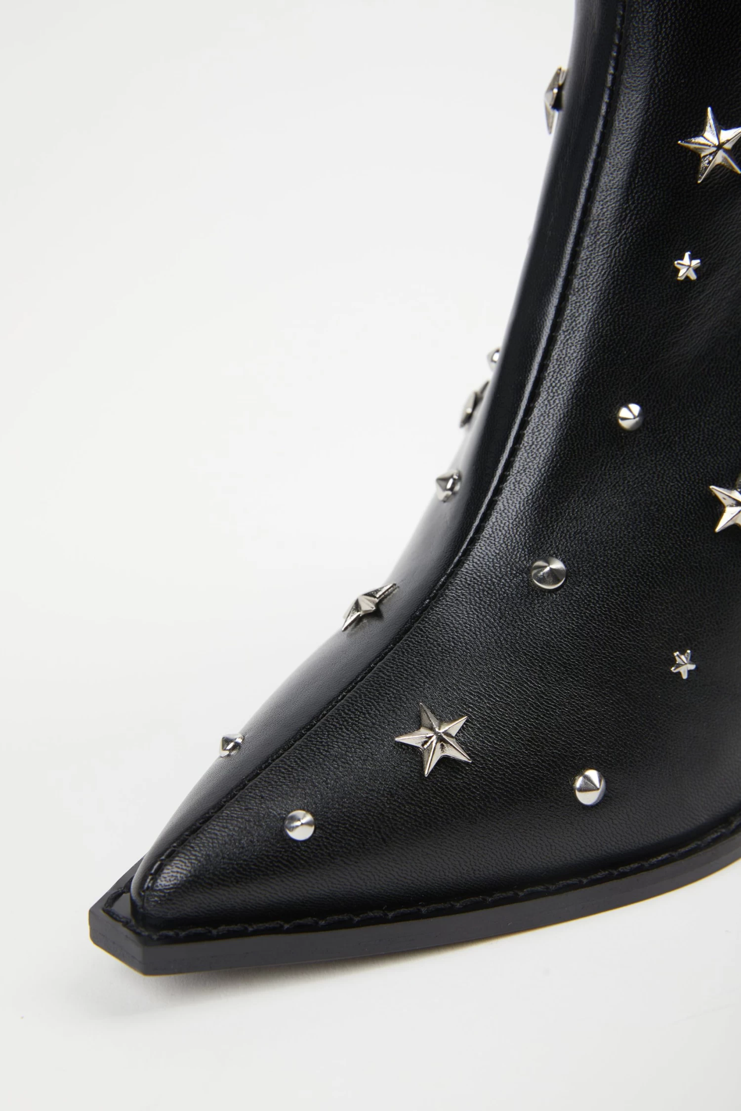 THE KOOPLES STAR STUDDED LEATHER BOOTS 8 THE KOOPLES STAR STUDDED LEATHER BOOTS - Image 8