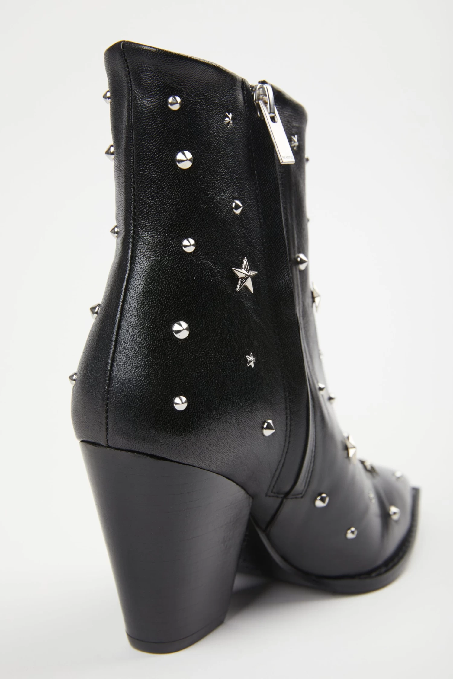 THE KOOPLES STAR STUDDED LEATHER BOOTS 9 THE KOOPLES STAR STUDDED LEATHER BOOTS - Image 9
