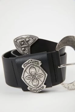 THE KOOPLES BLACK LEATHER BELT WITH METAL BUCKLE -Varley Store SilenceCoStudioEcommDec1520201014
