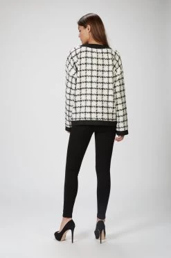 SISTER JANE SUPPER CLUB TWEED CARDIGAN 7 SISTER JANE SUPPER CLUB TWEED CARDIGAN -Varley Store SilenceCoStudioOnModelDec320206553