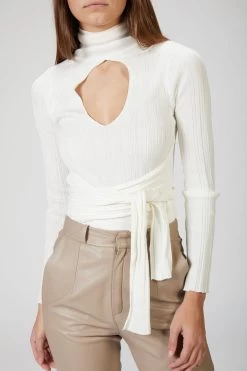 CYBIL BLOUSE -Varley Store SilenceCoStudioOnModelDec320207068