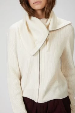 LUXE CASHMERE RIBBED ZIP UP JACKET -Varley Store SilenceCoStudioOnModelDec320207107