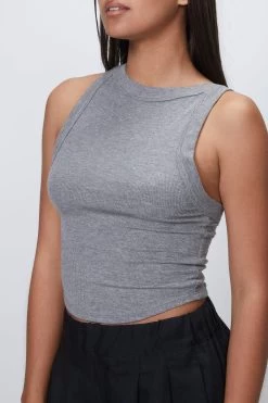 XIMENO TANK 8 XIMENO TANK -Varley Store SilenceCoStudioonModelCheyenneDec320201366