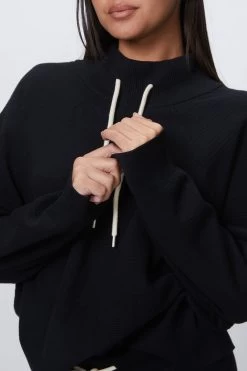 Varley MACEO SWEAT 2.0 -Varley Store SilenceCoStudioonModelCheyenneDec320201682