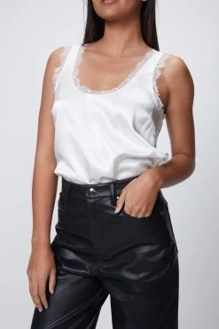 DANI BOYFRIEND LEATHER -Varley Store SilenceCoStudioonModelCheyenneDec320201799