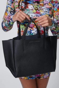 HALF TOTE -Varley Store SilenceCoStudioonModelCheyenneDec320202150