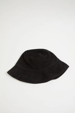 BUCK SUEDE HAT 8 BUCK SUEDE HAT -Varley Store TheSilenceCoAccessoriesApril2320210396