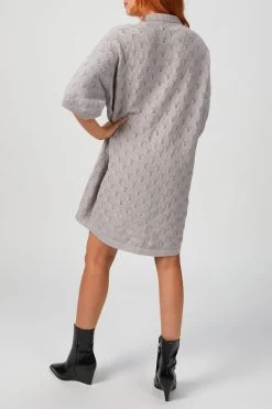 OVERSIZED LACE SHIRT -Varley Store TheSilenceCoCatherineOnModelMarch2020218523