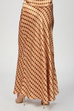 MAE SKIRT -Varley Store TheSilenceCoCatherineOnModelMarch2020218645