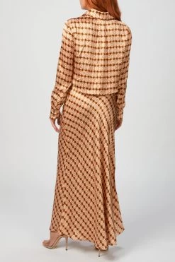 MAE SKIRT -Varley Store TheSilenceCoCatherineOnModelMarch2020218650 a9bcf9ab cb8b 40c4 97fb 36def2beb2a0