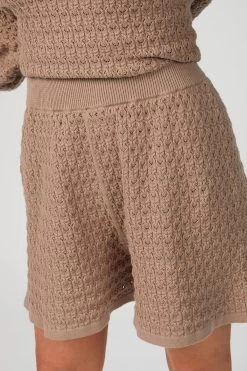 LACE SHORTS -Varley Store TheSilenceCoCatherineOnModelMarch2020218675