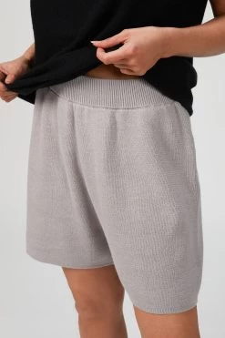 LOUNGE SHORTS -Varley Store TheSilenceCoCatherineOnModelMarch2020218962