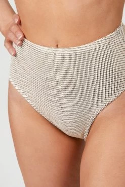 THE PALMER BRIEF -Varley Store TheSilenceCoCatherineOnModelMarch2020219059 2