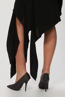 LONA SKIRT -Varley Store TheSilenceCoCheyenneOnModelMarch2020210772