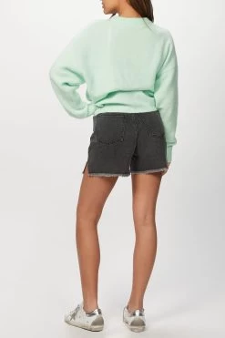 RACHAEL GREEN SHORT 7 RACHAEL GREEN SHORT -Varley Store TheSilenceCoCheyenneOnModelMarch2020210849 890f86b3 9b14 4c3a 846a d83a21ded39c