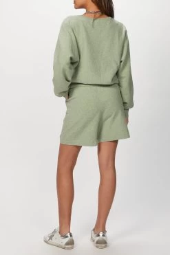 SALY 8 SALY -Varley Store TheSilenceCoCheyenneOnModelMarch2020210931