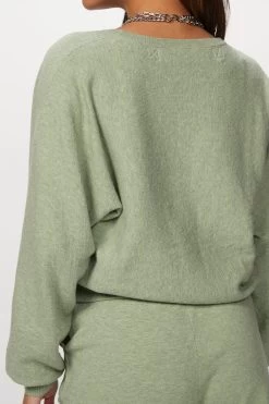 SALY 10 SALY -Varley Store TheSilenceCoCheyenneOnModelMarch2020210934