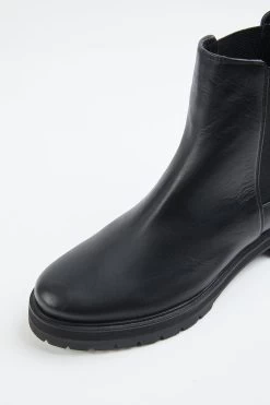 LEA BOOT 7 LEA BOOT -Varley Store TheSilenceCoInvisibleManMarch26202110947