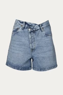 CRISS CROSS HIGH-WAISTED DENIM SHORTS