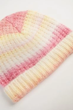 ROSA BEANIE 9 ROSA BEANIE -Varley Store TheSilenceCoInvisibleMannequinAug2620213872