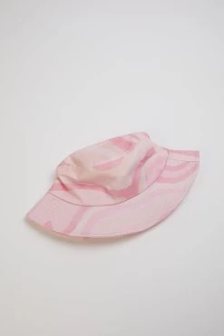 NOBU HAT -Varley Store TheSilenceCoInvisibleMannequinJune3020210261