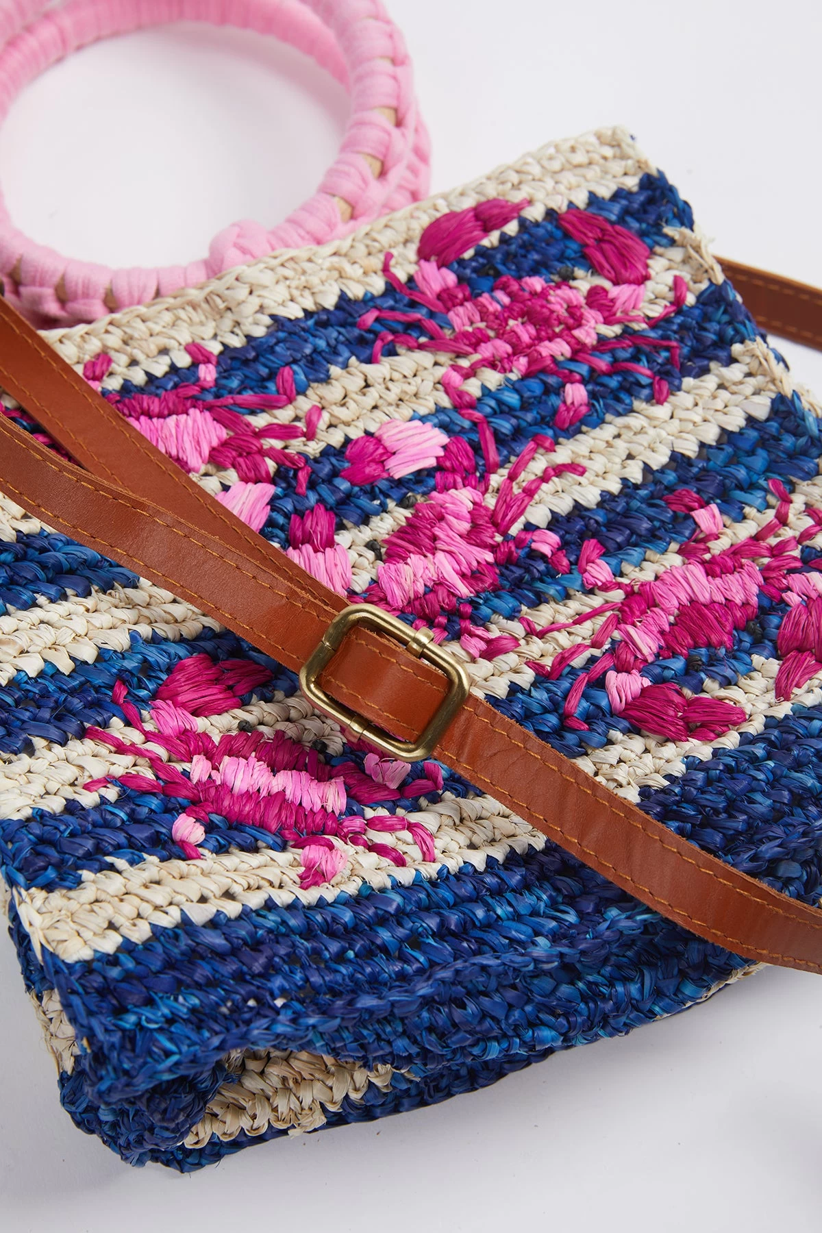 SHELLY EMBROIDERED RAFFIA CROSS-BODY WRISTLET BAG 3 SHELLY EMBROIDERED RAFFIA CROSS-BODY WRISTLET BAG - Image 3