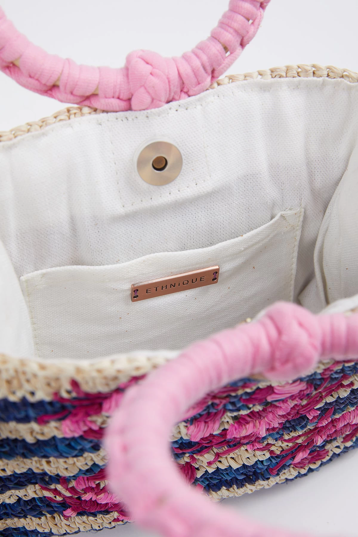 SHELLY EMBROIDERED RAFFIA CROSS-BODY WRISTLET BAG 2 SHELLY EMBROIDERED RAFFIA CROSS-BODY WRISTLET BAG - Image 2