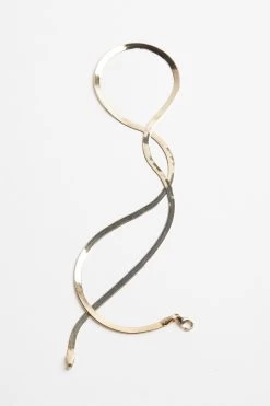 NOUR NECKLACE -Varley Store TheSilenceCoInvisibleMannequinNov1520218744