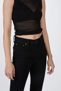 THE ZACHARY HIGH-RISE TAPERED JEANS -Varley Store TheSilenceCoMarissaDec2020202069