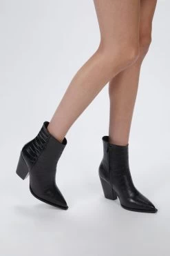 THE KOOPLES BLACK LEATHER BOOTS -Varley Store TheSilenceCoMarissaDec2020202173