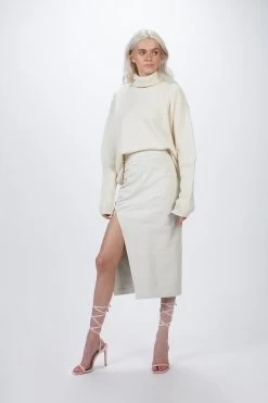 CASHMERE TURTLENECK JUMPER -Varley Store TheSilenceCoMarissaDec2020202535