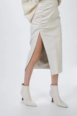 RUCHED MIDI SKIRT WITH SLIT -Varley Store TheSilenceCoMarissaDec2020202591