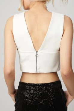 REN CROP TOP -Varley Store TheSilenceCoModelEcommOct1920201152