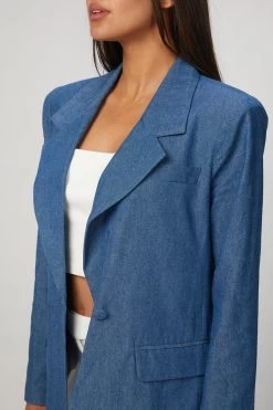 DOWNTOWN INDIGO BLAZER -Varley Store TheSilenceCoModelEcommOct1920201583